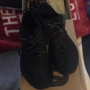 Yeezy 350 Pirate Black 2016